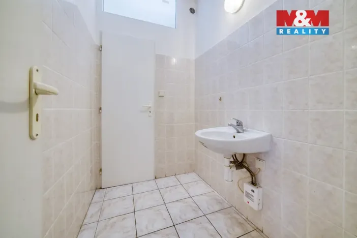 Pronájem kanceláře, Klatovy - Klatovy II, Koldinova, 80 m2