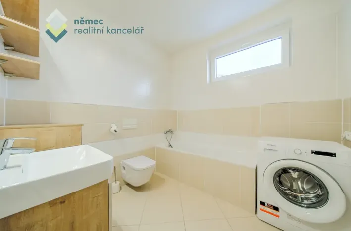 Pronájem bytu 2+kk, Praha - Střížkov, Makedonská, 64 m2