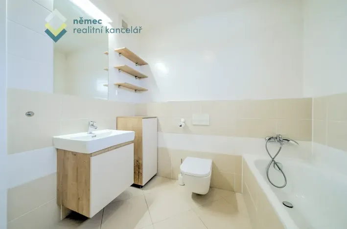 Pronájem bytu 2+kk, Praha - Střížkov, Makedonská, 64 m2