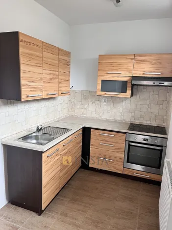 Pronájem bytu 2+kk, Kroměříž, Zborovská, 65 m2