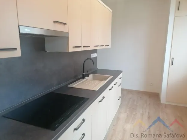 Pronájem bytu 3+1, Bruntál, Květná, 70 m2