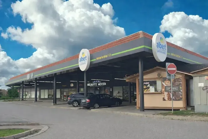 Pronájem obchodního prostoru, Jesenice, 36 m2