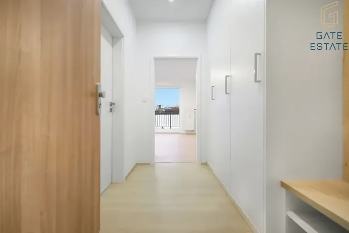 Pronájem bytu 1+kk, Holubice, 29 m2