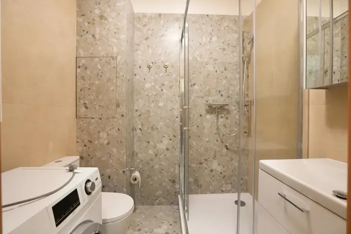 Pronájem bytu 1+kk, Beroun, U Židovského hřbitova, 41 m2