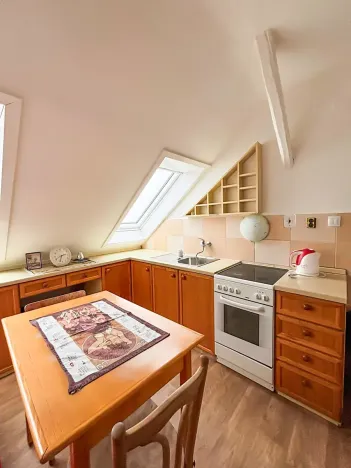 Pronájem bytu 2+1, Kolín, Třídvorská, 63 m2