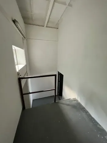 Prodej obchodního prostoru, Praha - Horní Počernice, Komárovská, 210 m2