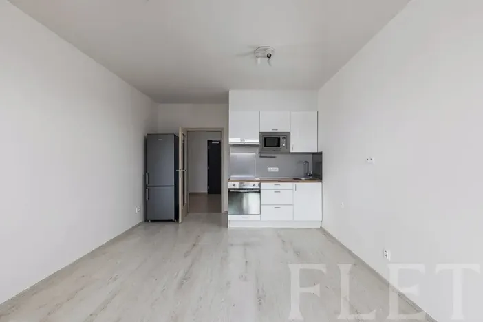 Pronájem bytu 1+kk, Praha - Letňany, Škrábkových, 28 m2