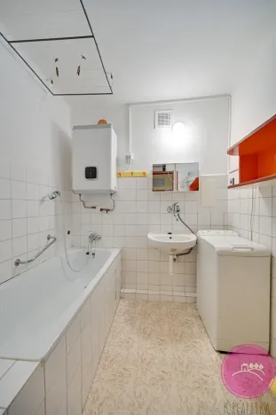 Prodej bytu 2+1, Olomouc, Ladova, 58 m2