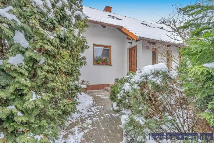 Prodej rodinného domu, Vysoká nad Labem, 263 m2