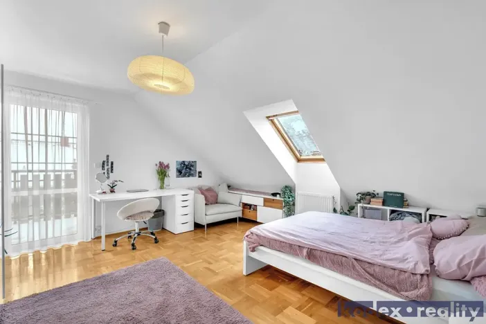 Prodej rodinného domu, Vysoká nad Labem, 263 m2