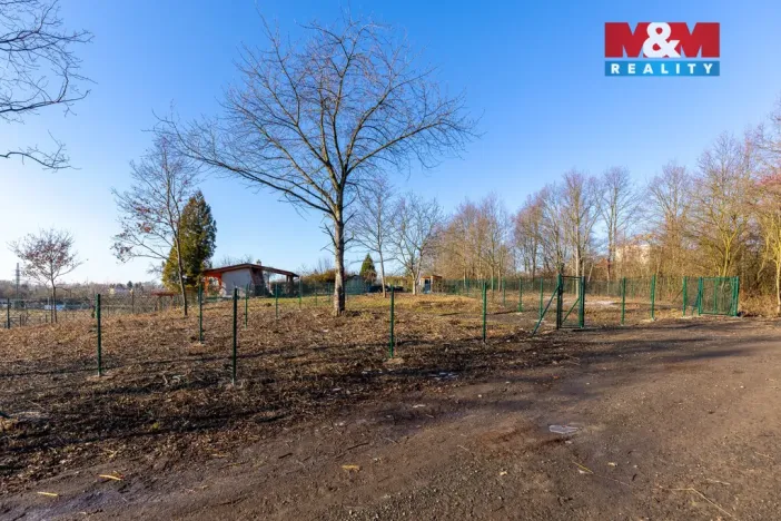 Prodej zahrady, Pardubice, 412 m2