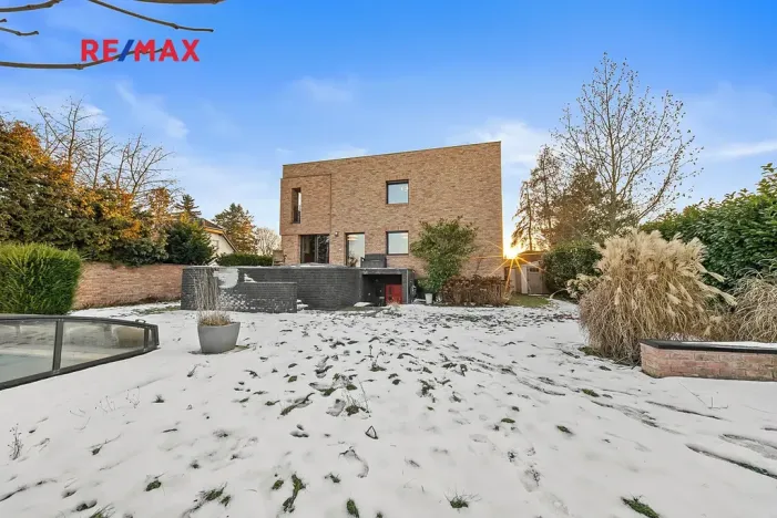 Prodej vily, Praha - Klánovice, Zádražanská, 330 m2