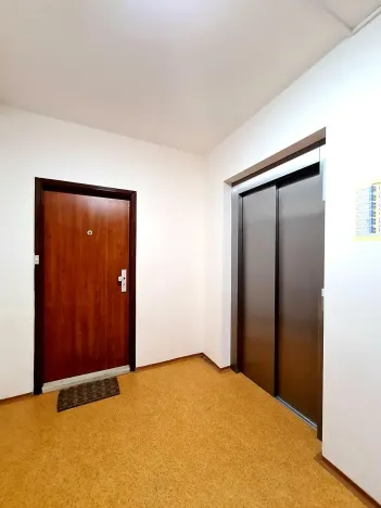 Pronájem bytu 1+1, Praha - Chodov, Brodského, 30 m2