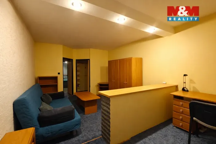 Prodej bytu 2+1, Opava - Předměstí, Hobzíkova, 58 m2