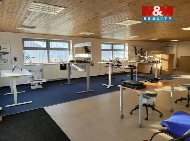 Prodej obchodního prostoru, Kly - Krauzovna, 972 m2