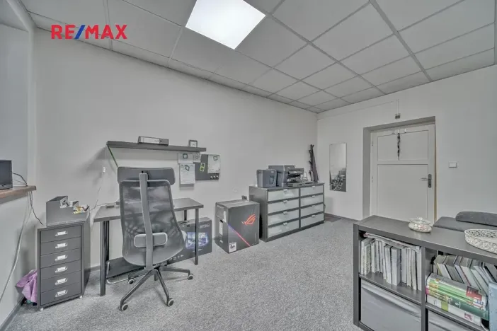 Pronájem kanceláře, Chlumec nad Cidlinou, Rooseveltova, 17 m2