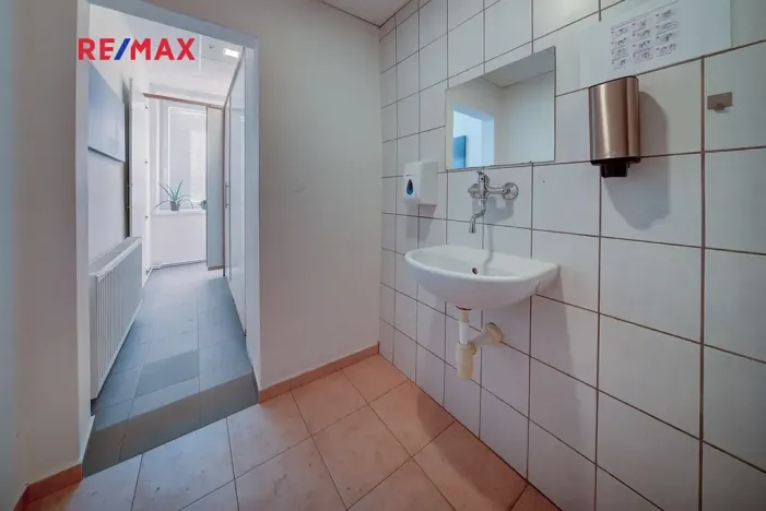 Pronájem kanceláře, Chlumec nad Cidlinou, Rooseveltova, 17 m2