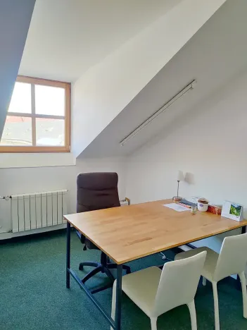 Pronájem kanceláře, Uherské Hradiště, Otakarova, 15 m2