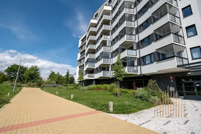 Pronájem bytu 2+kk, Praha - Střížkov, Lovosická, 52 m2