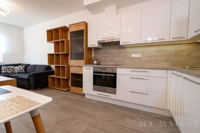 Pronájem bytu 2+kk, Praha - Střížkov, Lovosická, 52 m2