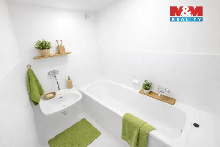 Prodej bytu 3+1, Solnice, Družstevní, 64 m2