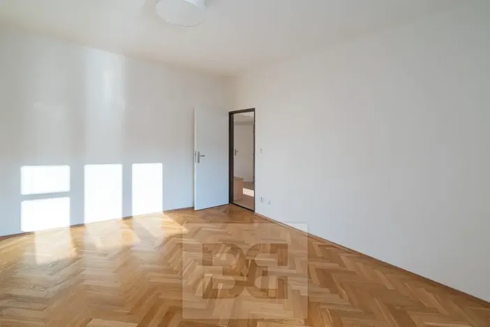 Pronájem bytu 2+1, Praha - Libeň, 57 m2