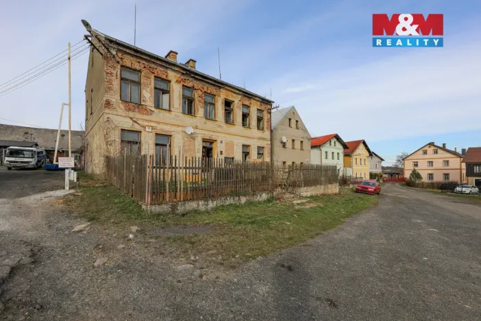 Prodej rodinného domu, Bochov - Těšetice, 200 m2