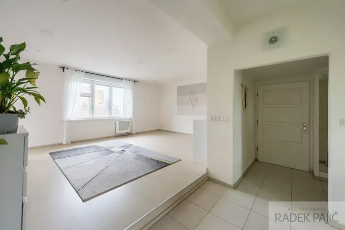 Prodej bytu 3+1, Praha - Malešice, Nad vodovodem, 86 m2