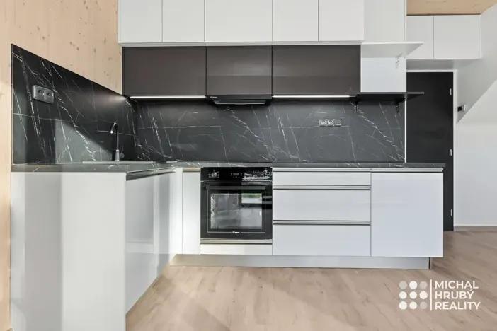 Prodej bytu 3+kk, Ostrava, Hrázka, 79 m2