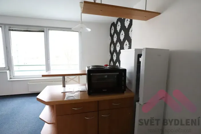 Pronájem bytu 1+kk, Praha - Vysočany, bratří Dohalských, 44 m2