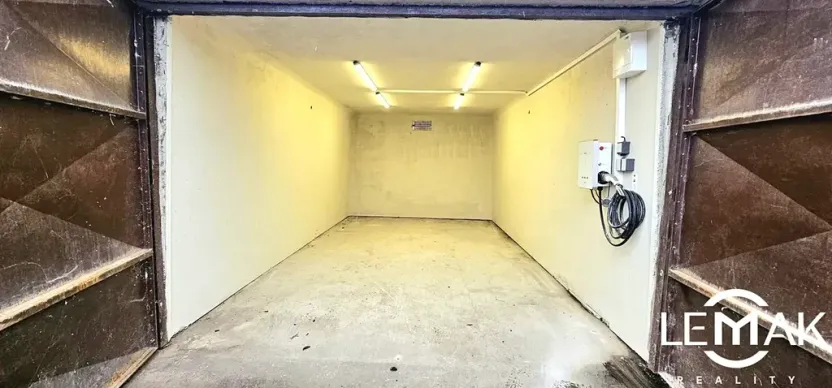 Pronájem garáže, Olomouc, Bartošova, 16 m2