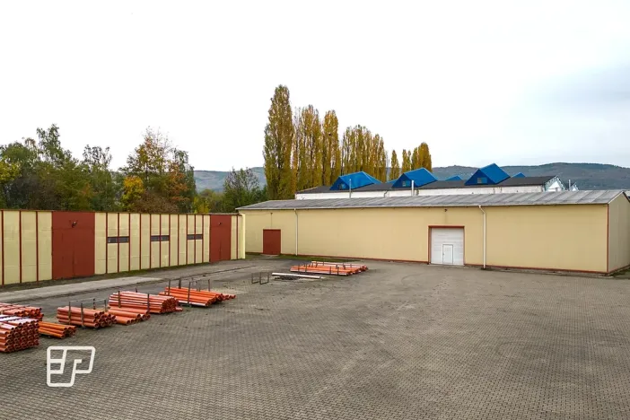 Pronájem obchodního prostoru, Teplice, Zemská, 5600 m2