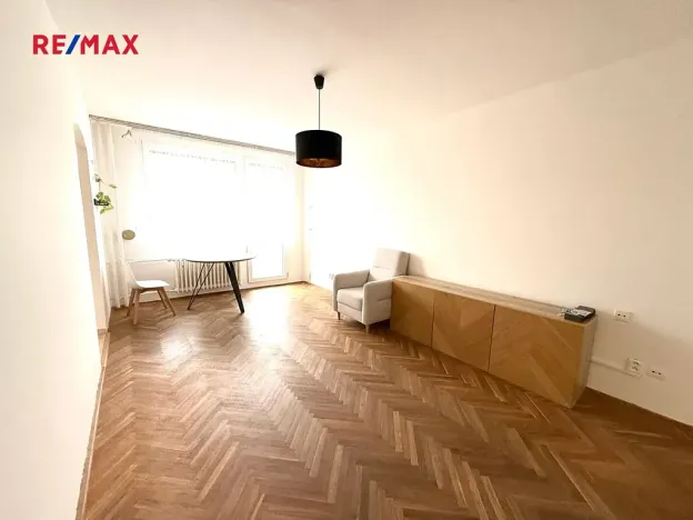 Pronájem bytu 3+1, Praha - Strašnice, Gutova, 67 m2