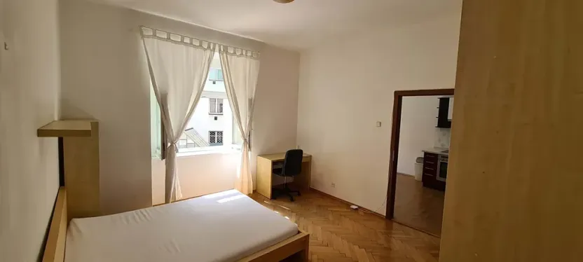 Pronájem bytu 2+kk, Praha - Nusle, Pod pramenem, 40 m2