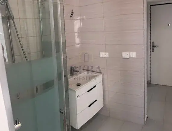 Pronájem bytu 2+kk, Karlovy Vary, Lipová, 50 m2