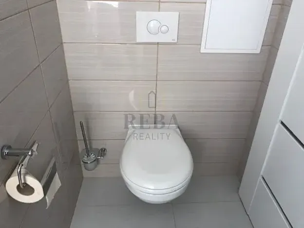 Pronájem bytu 2+kk, Karlovy Vary, Lipová, 50 m2