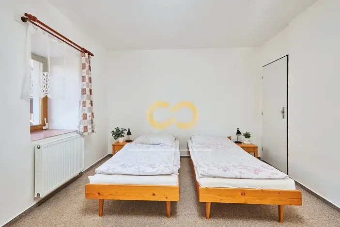 Prodej ubytování, Hoslovice, 468 m2