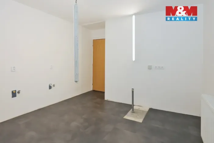 Pronájem obchodního prostoru, Hlinsko - Blatno, 84 m2