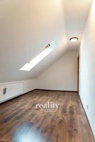 Prodej bytu 2+kk, Hrušovany nad Jevišovkou, Na Vršku, 57 m2