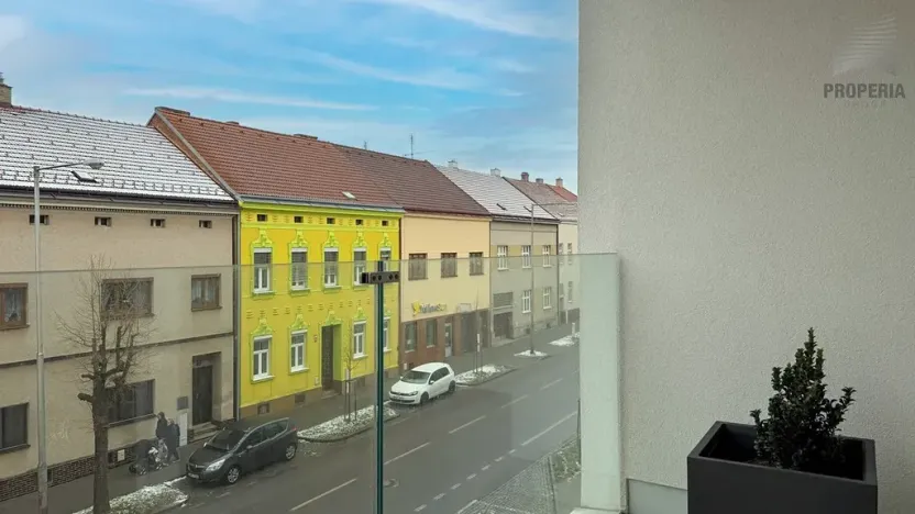 Pronájem bytu 1+kk, Znojmo, Jarošova, 35 m2