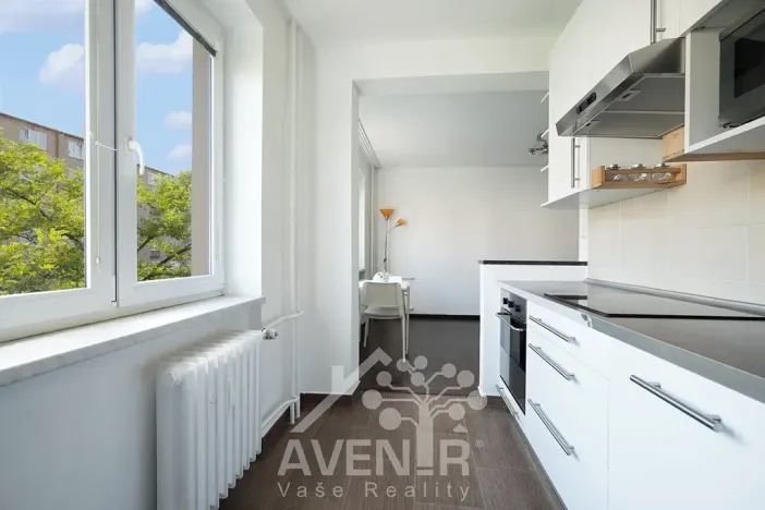 Pronájem bytu 2+kk, Praha - Libeň, Sokolovská, 50 m2