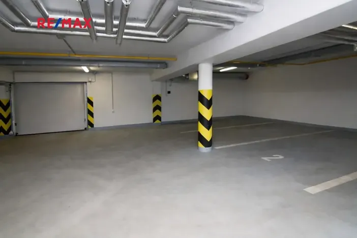 Pronájem bytu 1+kk, Praha - Slivenec, U svahu, 47 m2