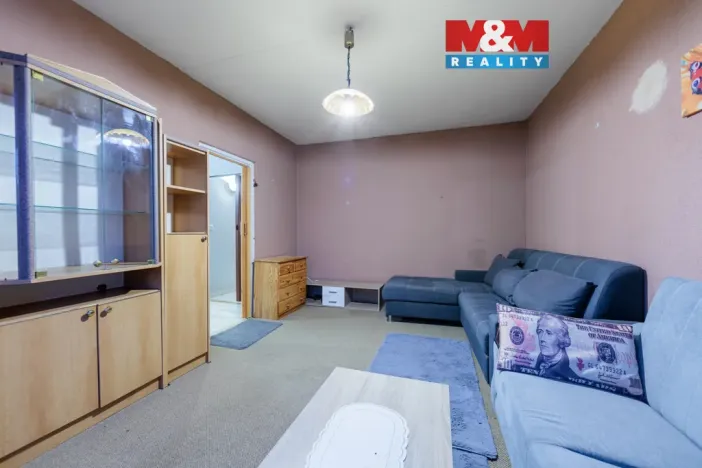 Pronájem bytu 1+1, Kraslice, B. Smetany, 36 m2