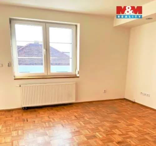 Pronájem bytu 1+kk, Praha - Hloubětín, Milovická, 20 m2