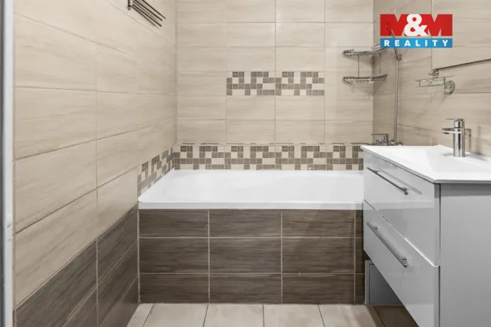 Pronájem bytu 4+kk, Kladno, Václava Rabase, 72 m2