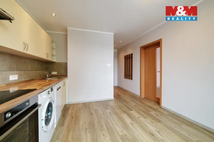 Pronájem bytu 1+1, Cheb, Dvořákova, 37 m2