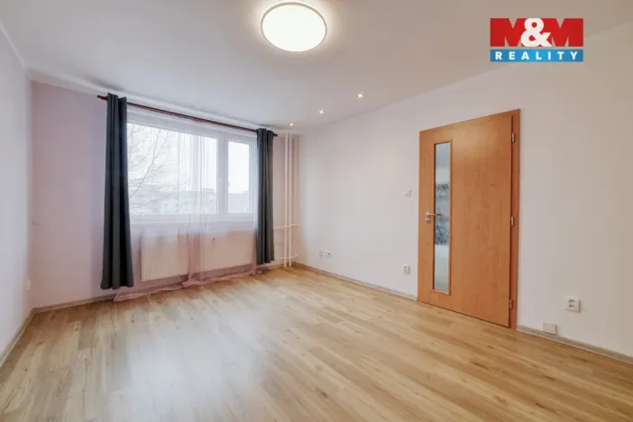 Pronájem bytu 1+1, Cheb, Dvořákova, 37 m2