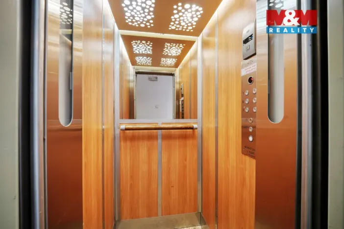 Prodej bytu 3+1, Plzeň - Východní Předměstí, Plzenecká, 80 m2