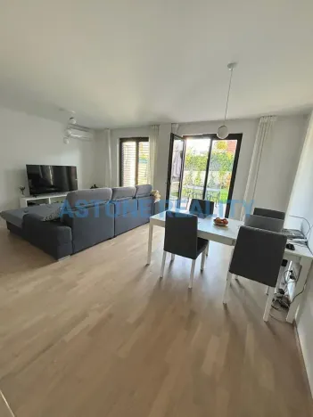 Pronájem rodinného domu, Praha - Ďáblice, Květnová, 172 m2