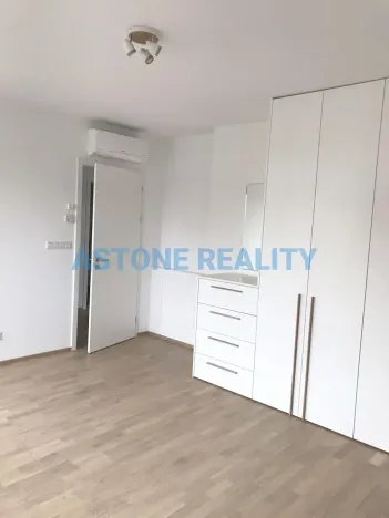 Pronájem rodinného domu, Praha - Ďáblice, Květnová, 172 m2